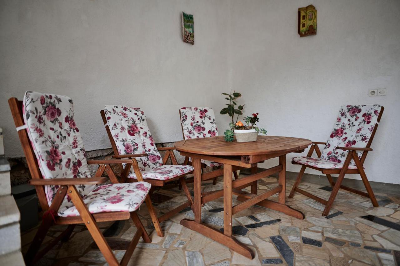 Guesthouse Villa Galovic Brseč Buitenkant foto